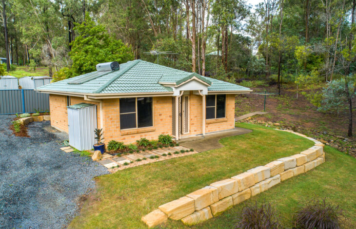181-183-brushwood-cedar-grove